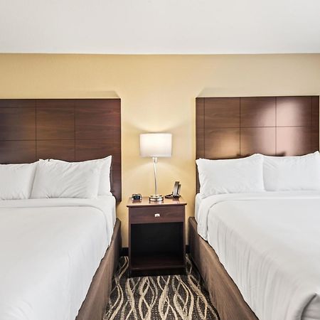 Cobblestone Hotel & Suites - Bellefontaine Εξωτερικό φωτογραφία