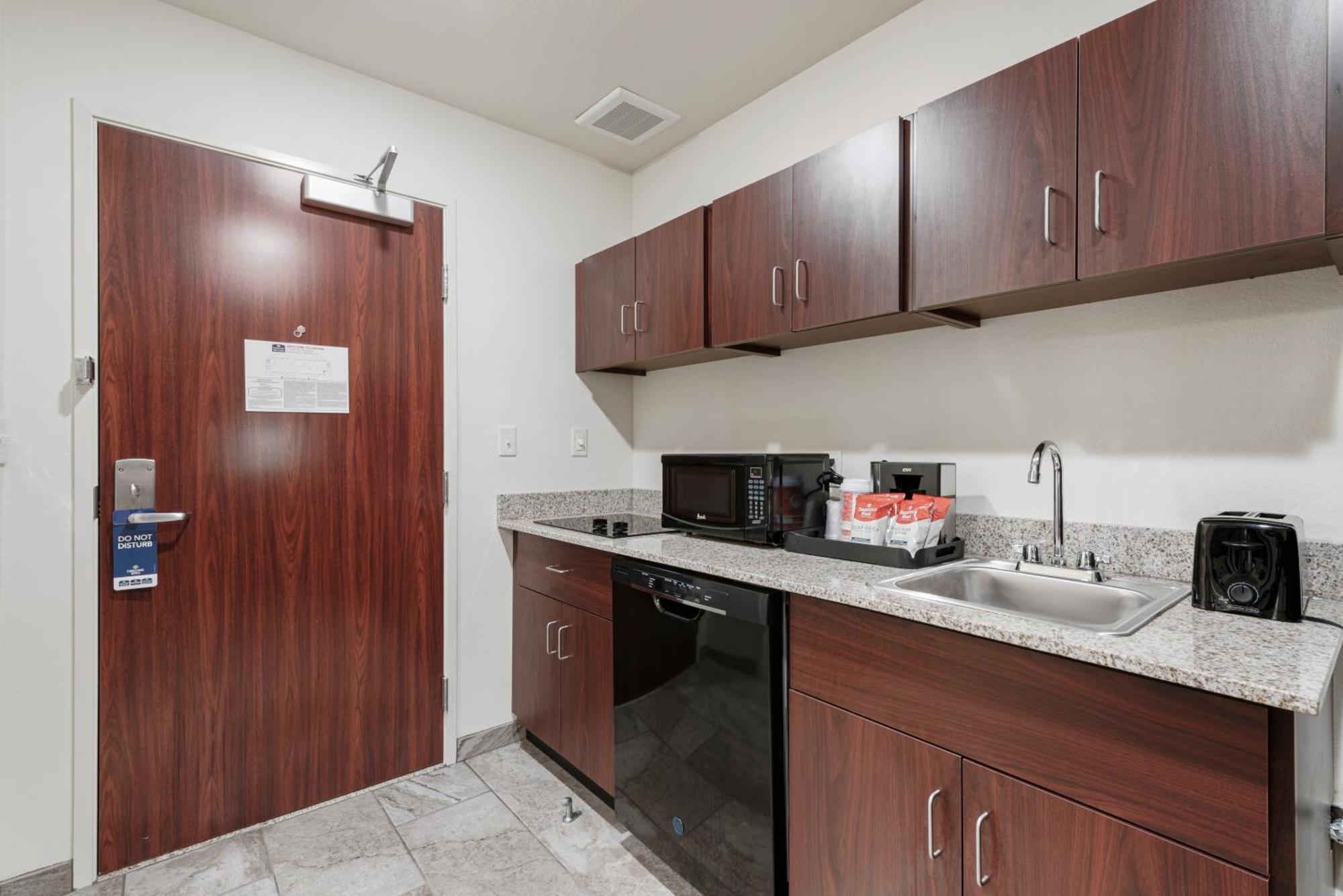 Cobblestone Hotel & Suites - Bellefontaine Εξωτερικό φωτογραφία