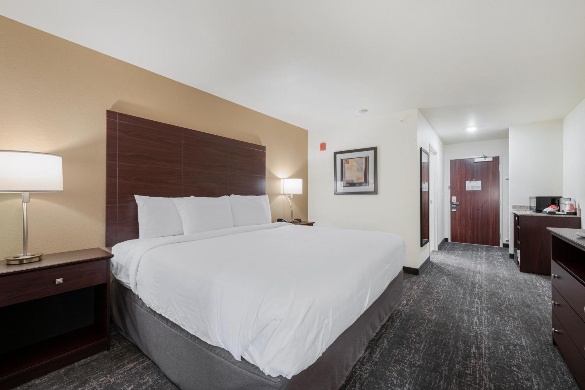 Cobblestone Hotel & Suites - Bellefontaine Εξωτερικό φωτογραφία